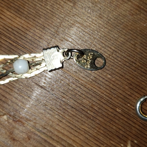 🦎FINAL PRICE Vintage Avon gold plated bracelet - Picture 2 of 2